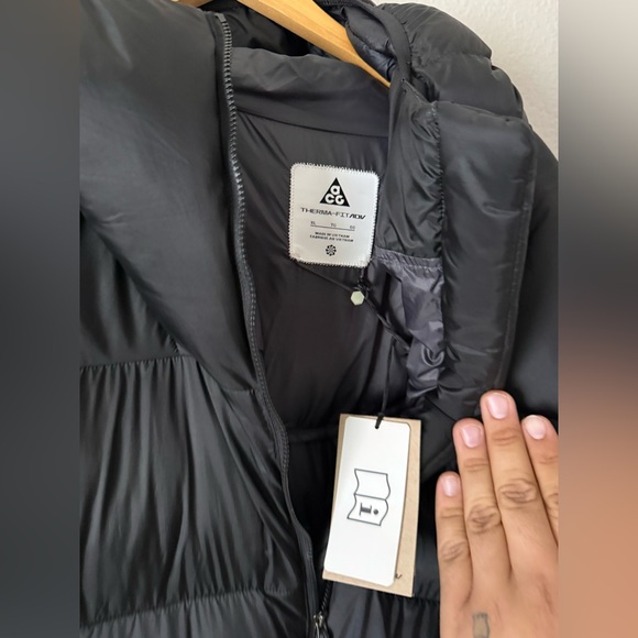 NWT Nike ACG Therma-FIT ADV Lunar Lake Puffer Jacket in Black - Picture 8 of 8